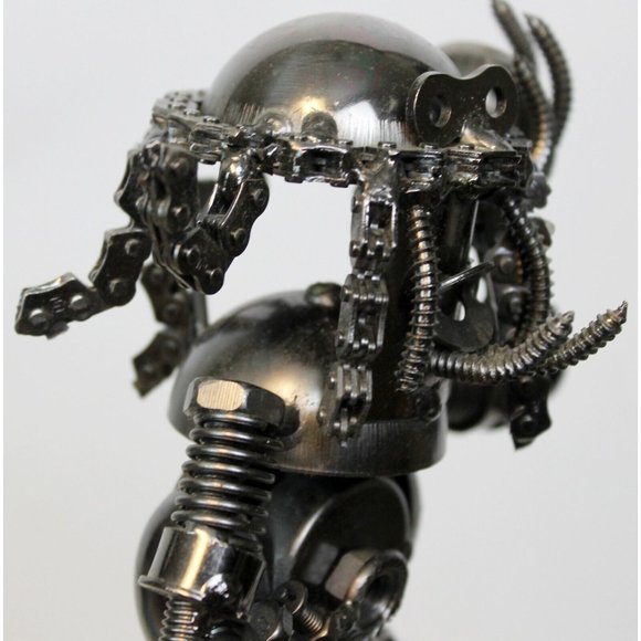 Metal Scrap Art Alien Robot Sculpture Nuts Bolts Chain Bearing Polished Black - Picture 8 of 12